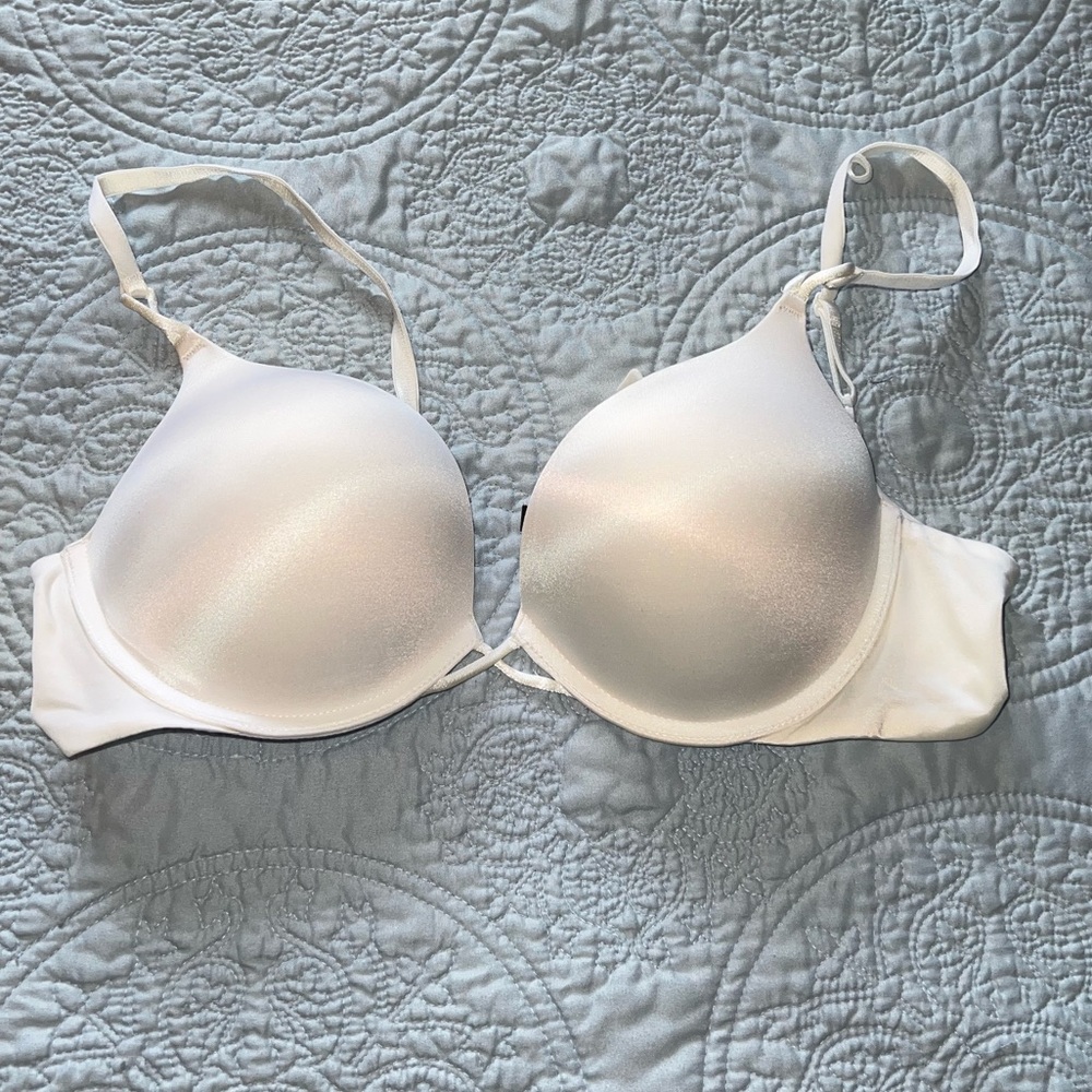 Victorias Secret bombshell white bra, 36B
